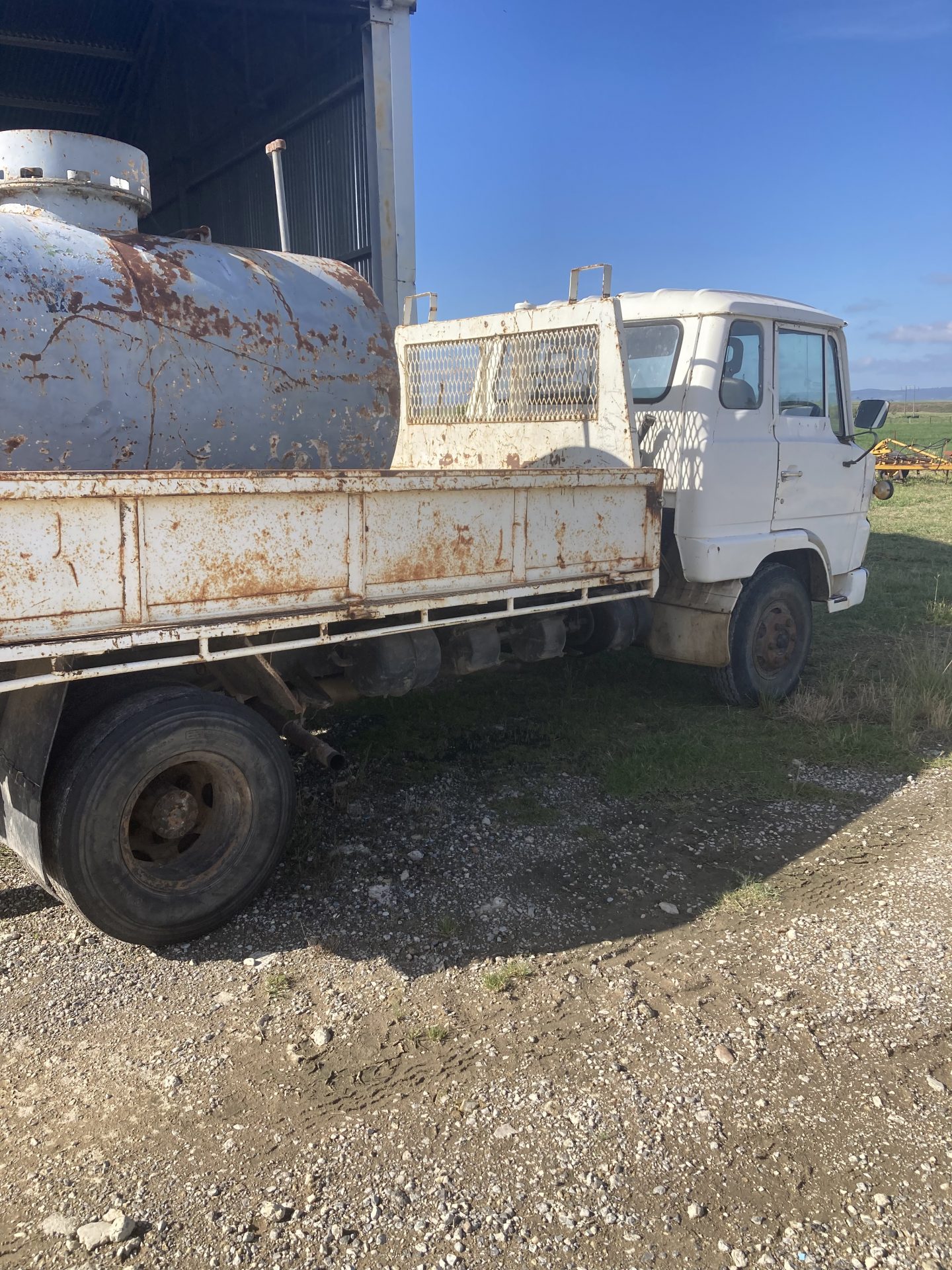 Clearing Sales Elders Emms Mooney