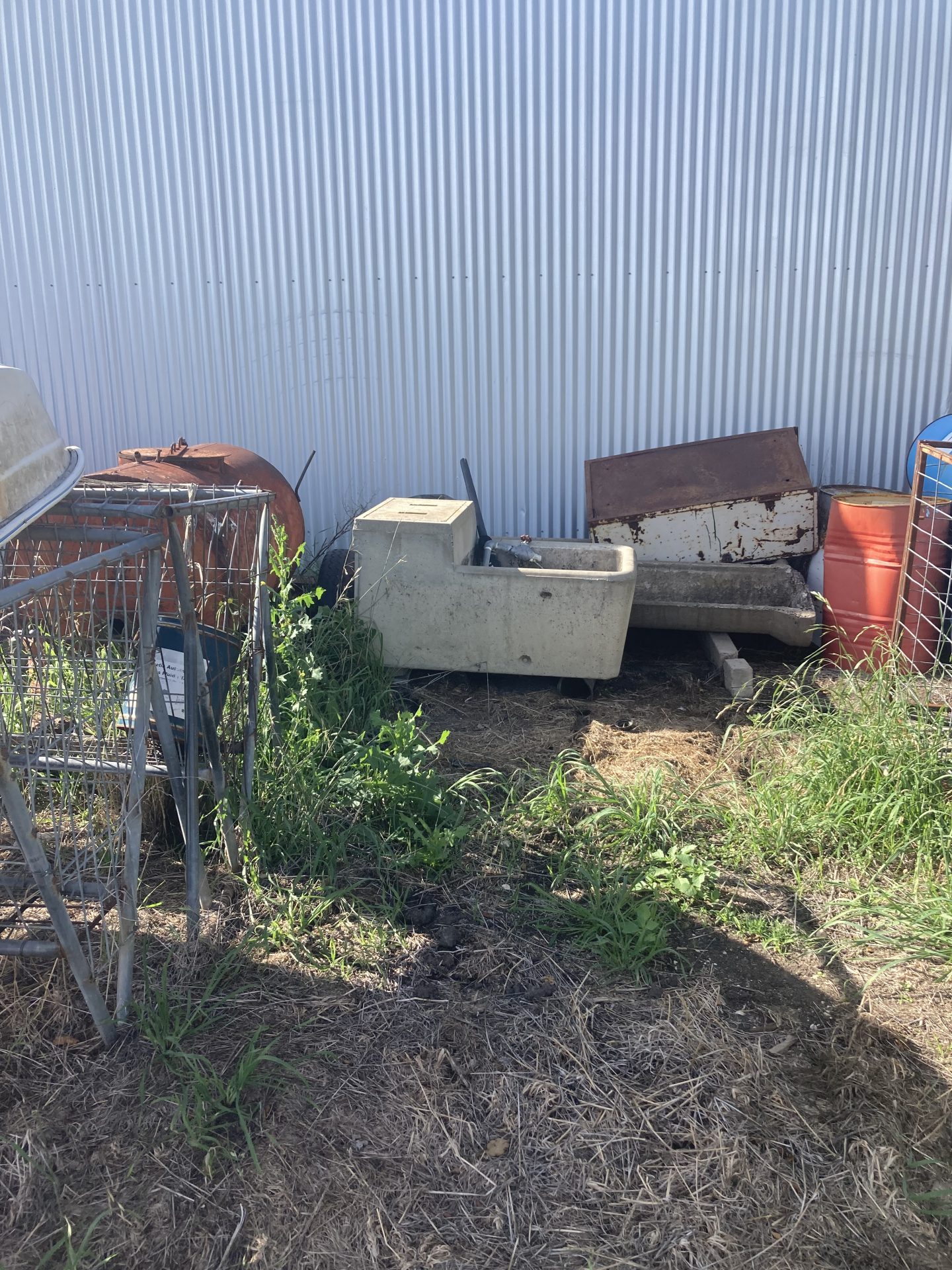 Clearing Sales Elders Emms Mooney